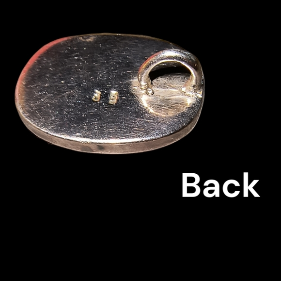 Vintage Marsala Signed MOP Shell, Marcasite & Sterling Silver Pendant - Picture 7 of 9